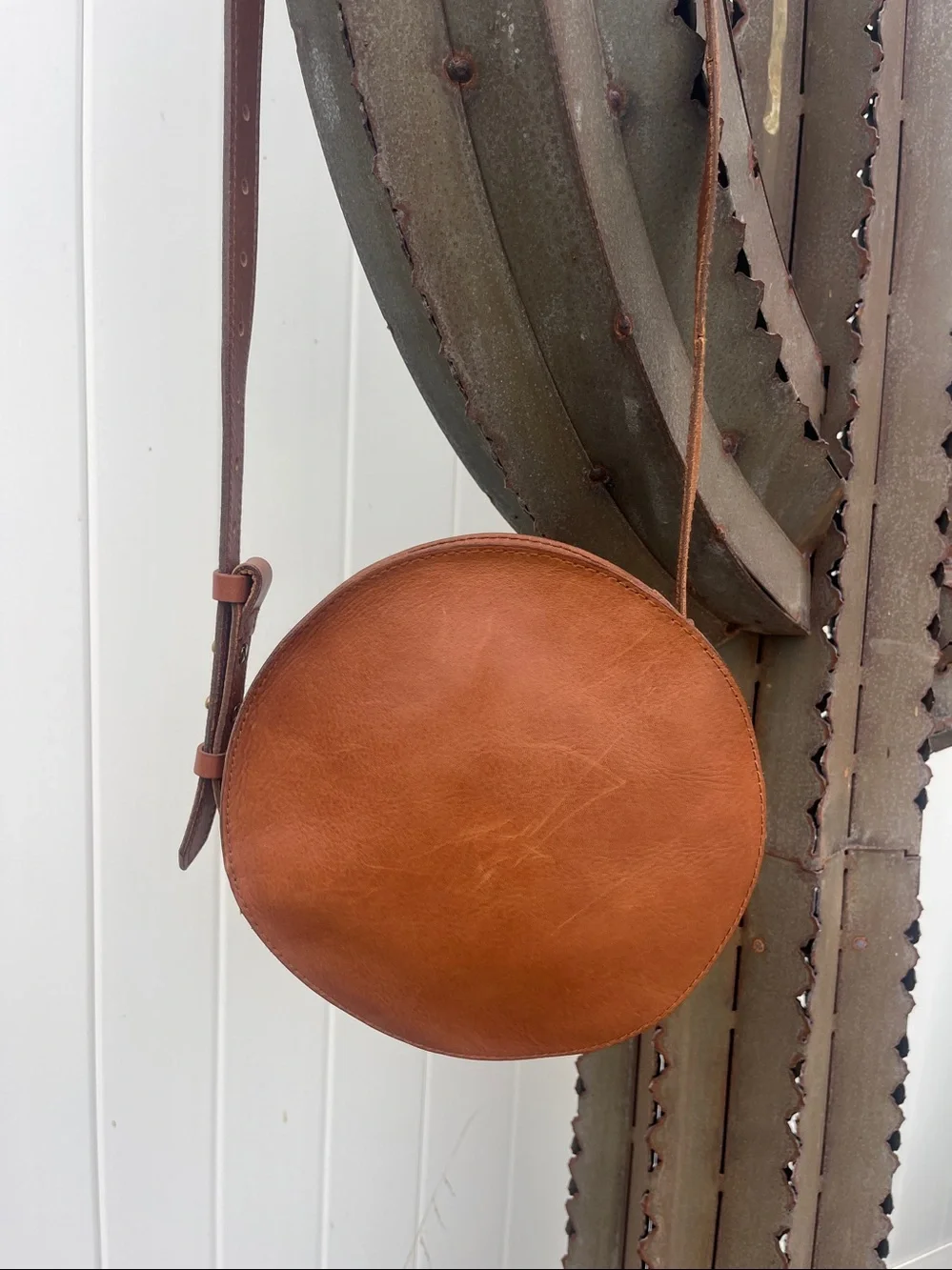 Madewell Simple Circle Leather Crossbody Bag